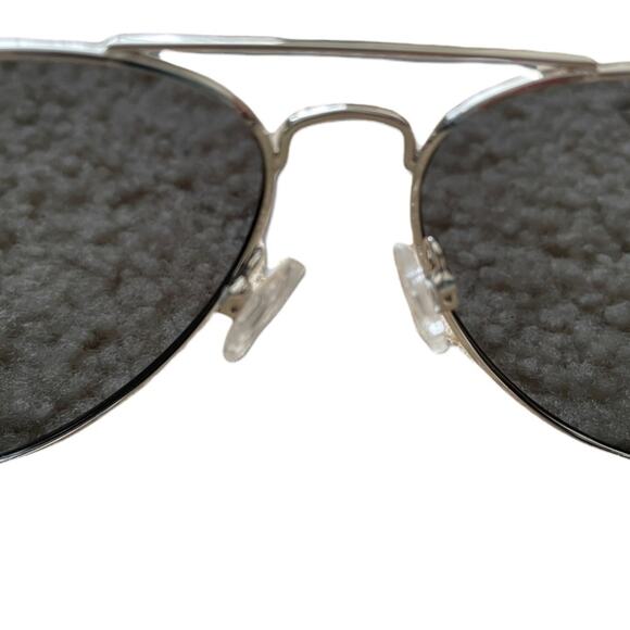 Estrada Shiny Silver Polarized Sunglasses with Blue Mirror Lenses - OnePolarized - Picture 4 of 7